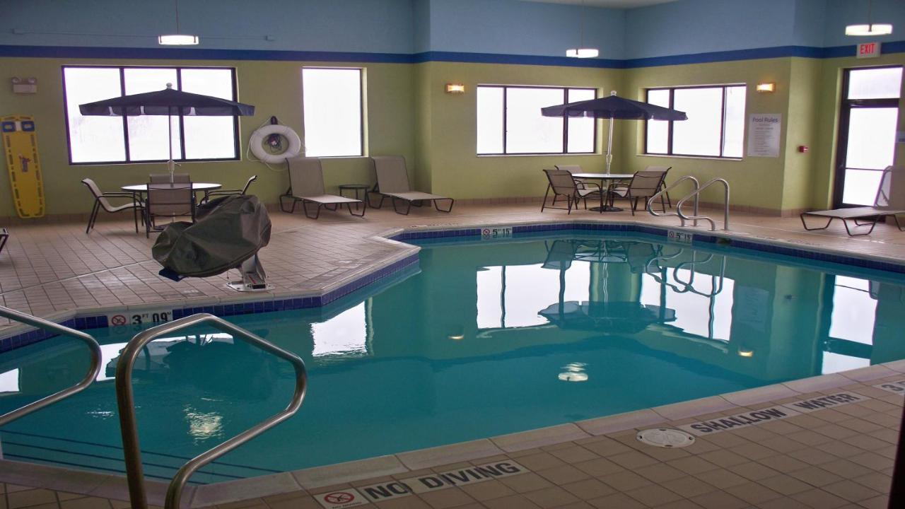 Holiday Inn Express And Suites Kittanning, An Ihg Hotel Exterior photo